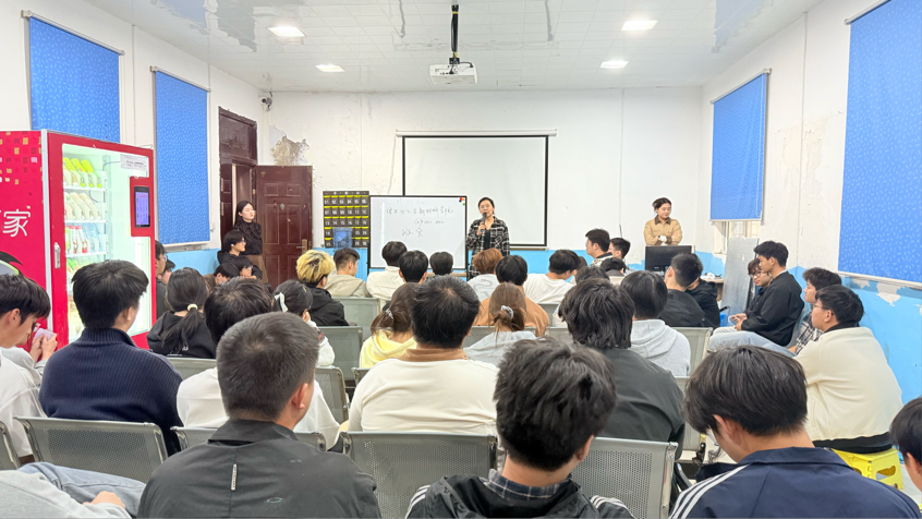 深入产业学院一线 暖心护航实训成长——绿色化工与...